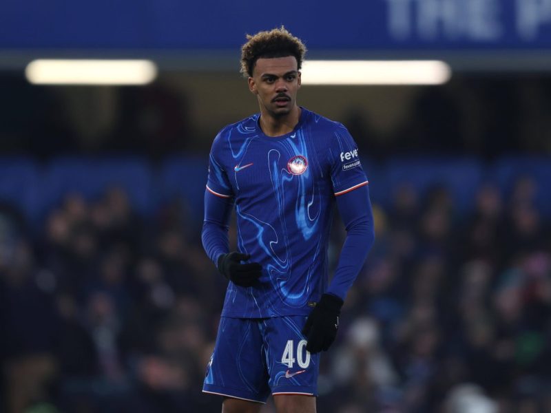 Er galt als ein absoluter Wunschspieler von Borussia Dortmund. Doch nun scheint es so, als würde der Transfer doch nicht klappen.